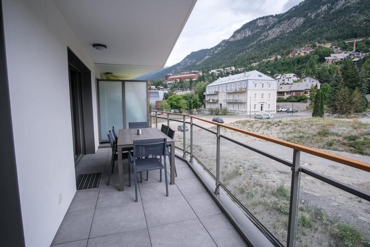 Superb Apt With Balcony In Briancon Apartment Екстериор снимка